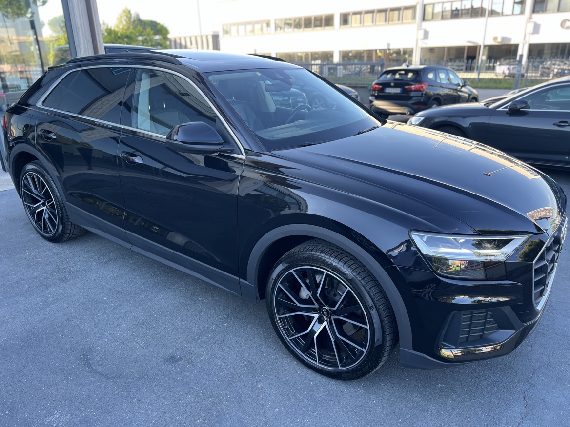 Audi Q8