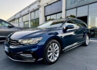 Volkswagen Passat Variant 1.6 TDI R-LINE