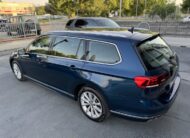 Volkswagen Passat Variant 1.6 TDI R-LINE