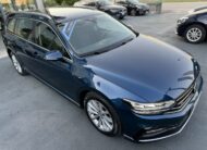 Volkswagen Passat Variant 1.6 TDI R-LINE