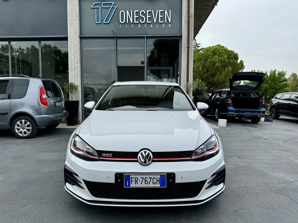 Volkswagen Golf GTI 2.0 TFSI 245 CV