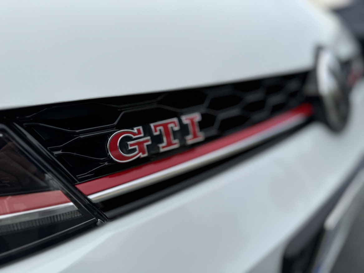 Volkswagen Golf GTI 2.0 TFSI 245 CV