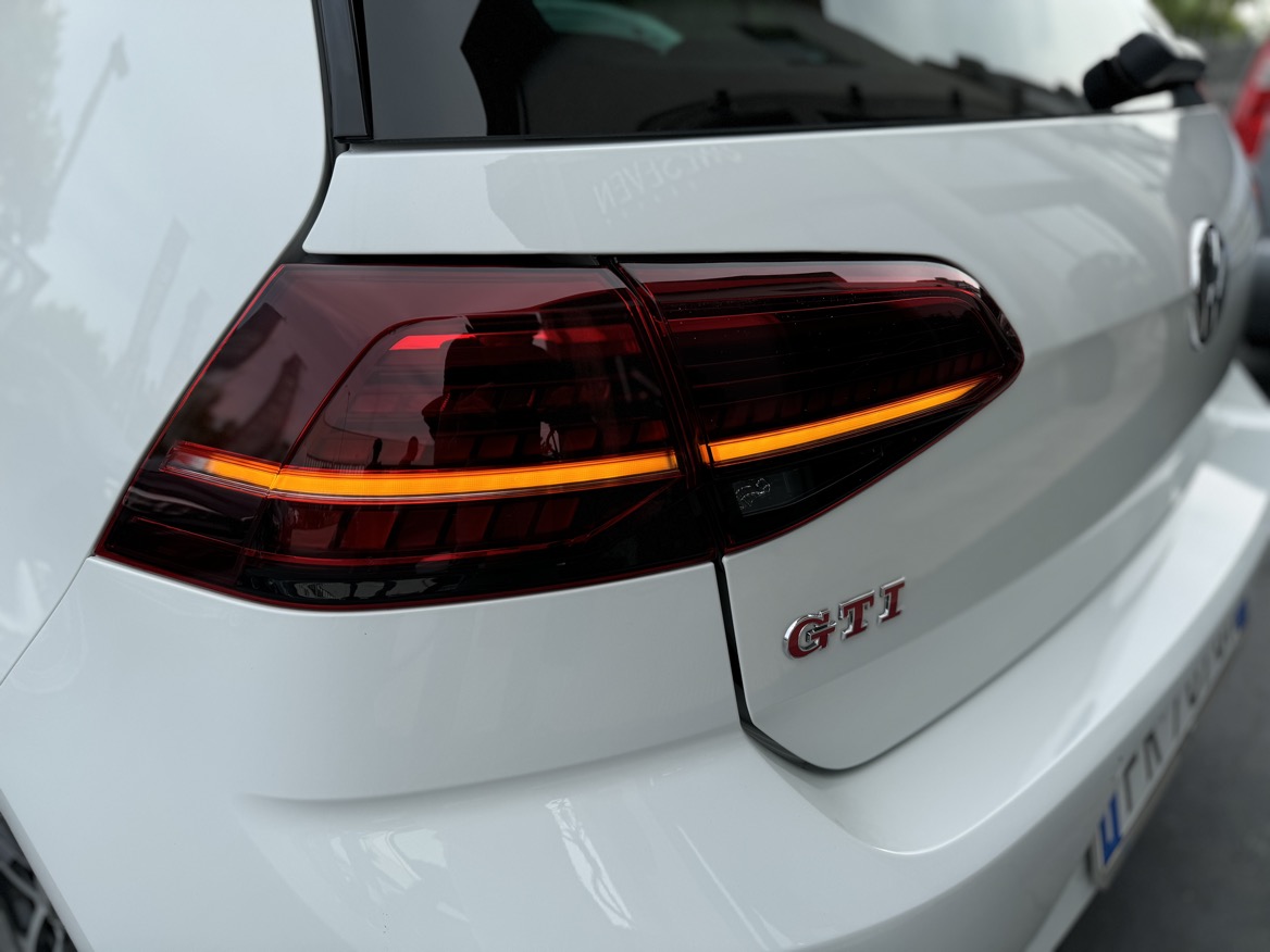 Volkswagen Golf GTI 2.0 TFSI 245 CV