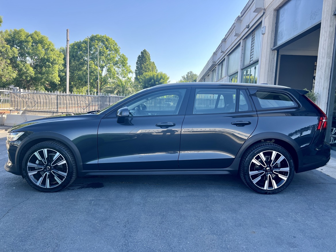 Volvo V60 Cross Country 2.0 D4 Pro Tetto Panoramico