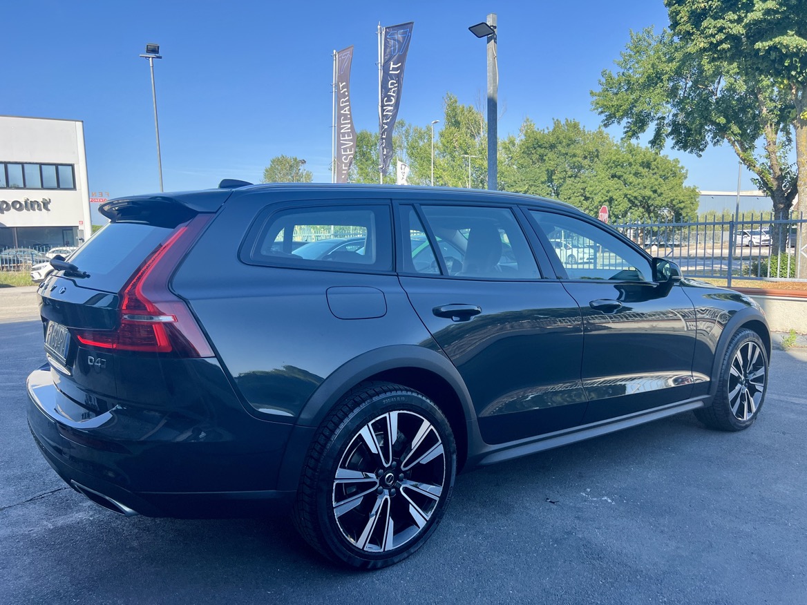 Volvo V60 Cross Country 2.0 D4 Pro Tetto Panoramico