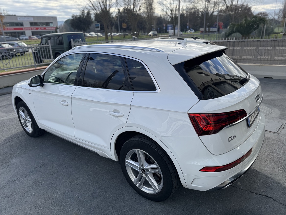 Audi Q5 40 2.0 tdi mhev S line Plus quattro 204CV