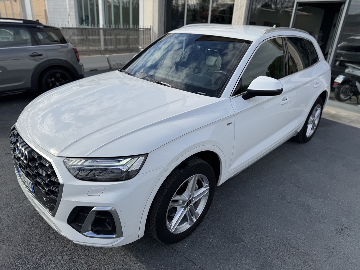 Audi Q5 40 2.0 tdi mhev S line Plus quattro 204CV