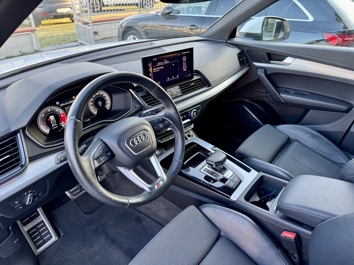 Audi Q5 40 2.0 tdi mhev S line Plus quattro 204CV